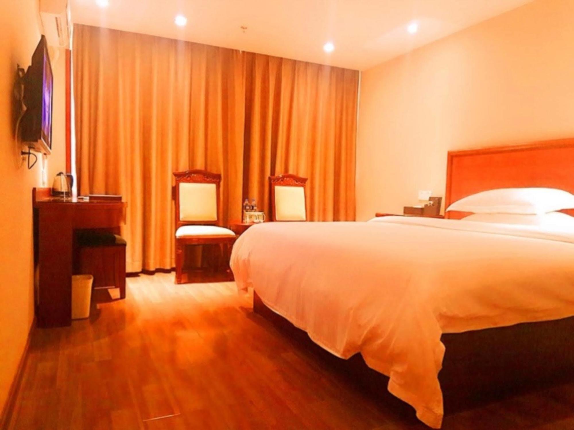 Greentree Inn Guangdong Shenzhen Henggang Wenti Square Xianle Road Shell Hotel Exterior photo